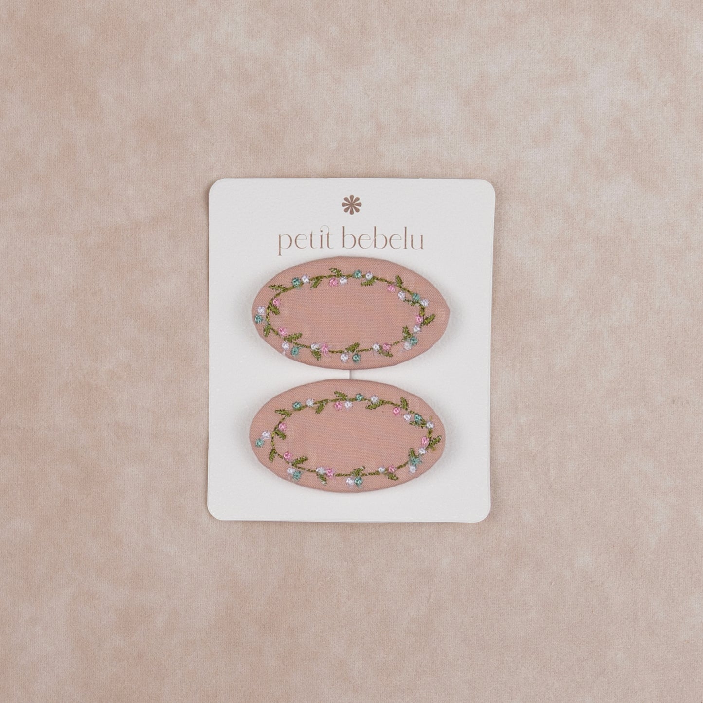 wreath hair clip | pink