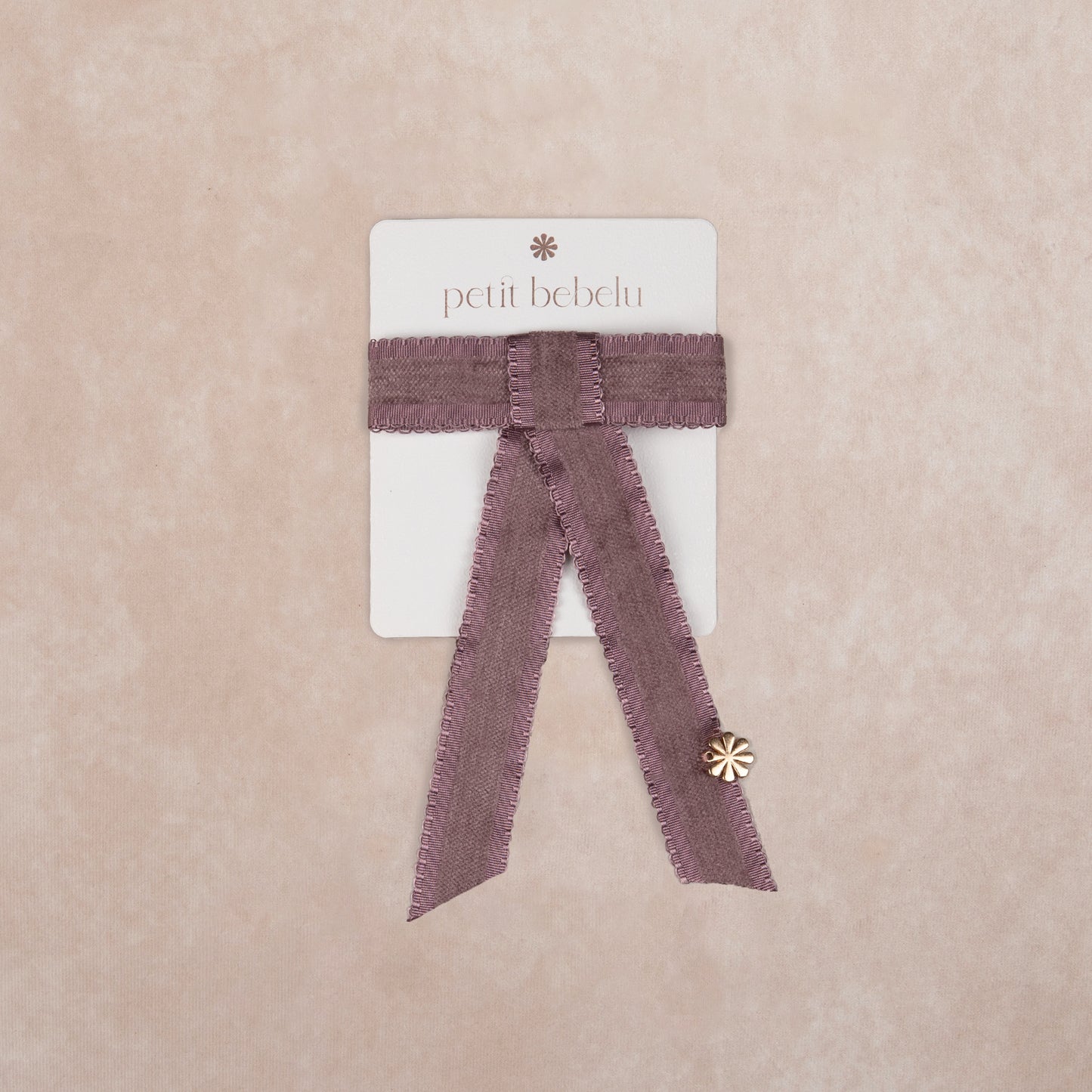 small satin scalloped bow | lilac