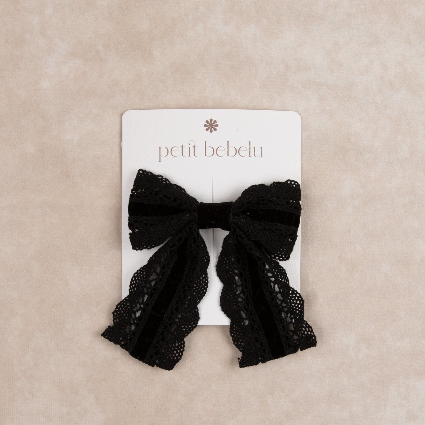 small scalloped velvet lace bow | black