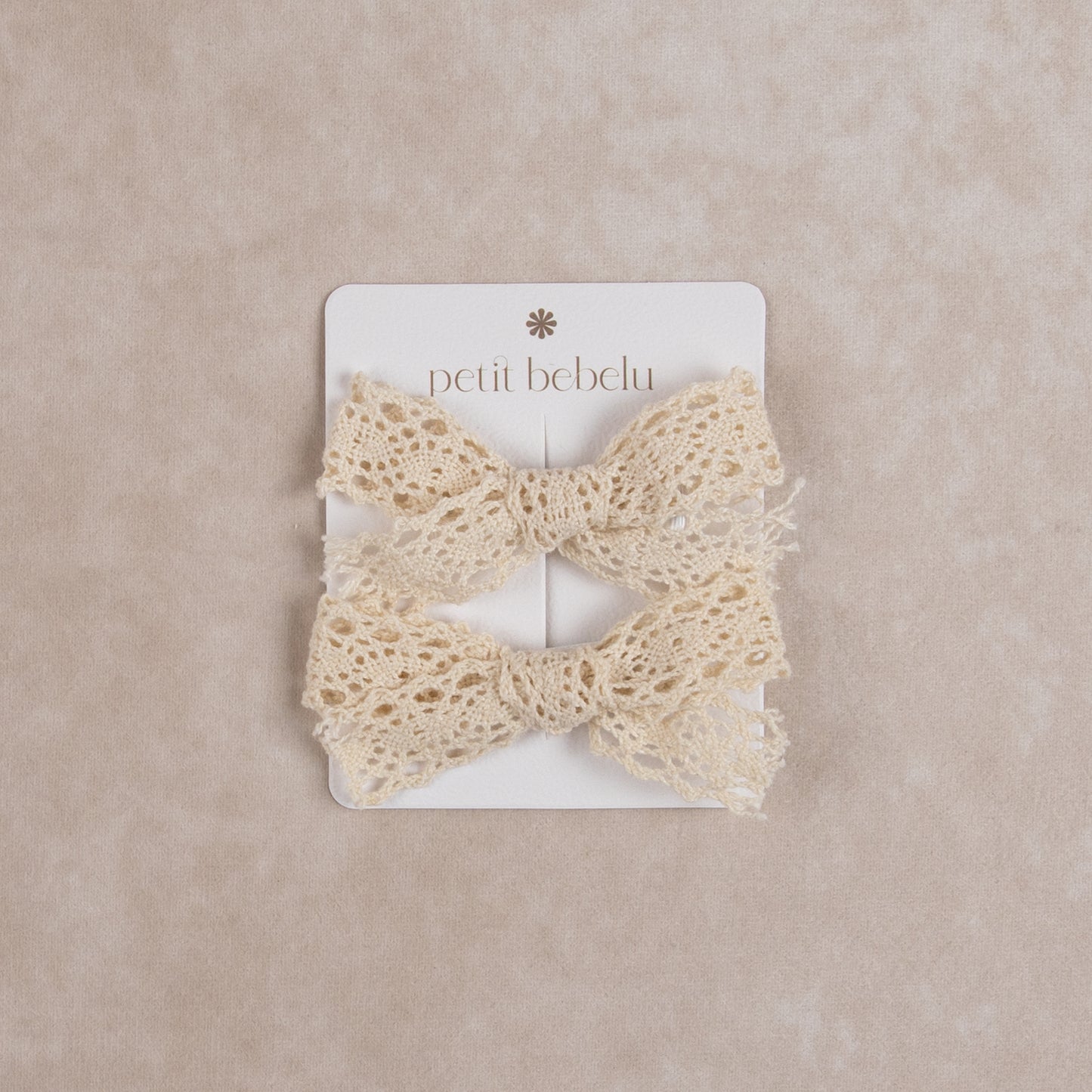 mini lace bow | ivory