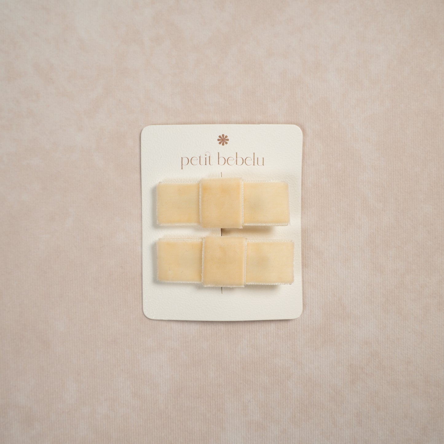 classic velvet mini bow | ivory