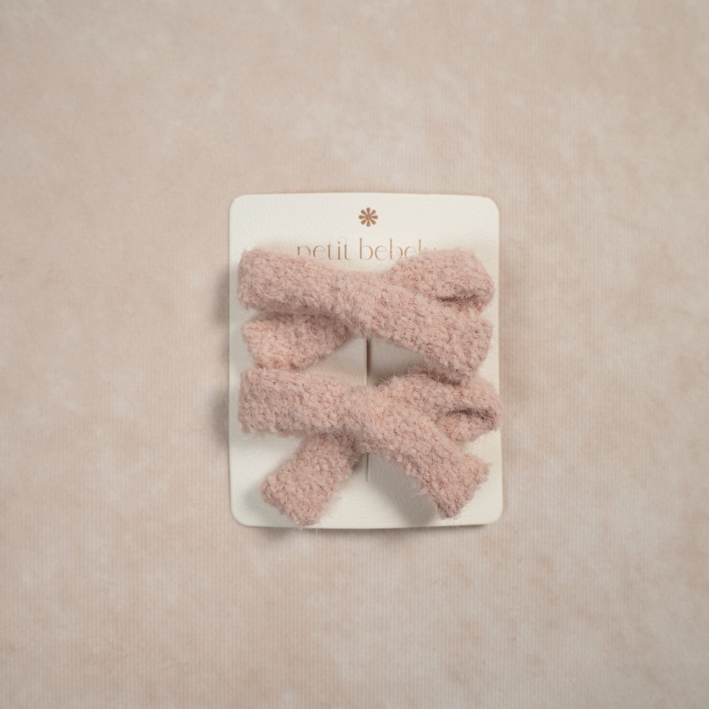 mini sherpa bow | pink